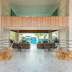 Mercure Pantai Cenang Hotel